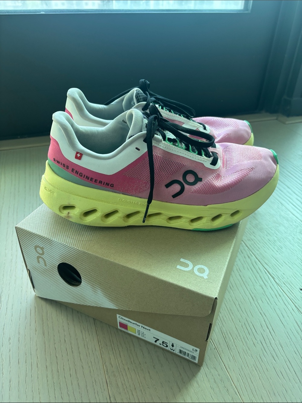 GUC with box ON Cloudsurfer Next 7.5